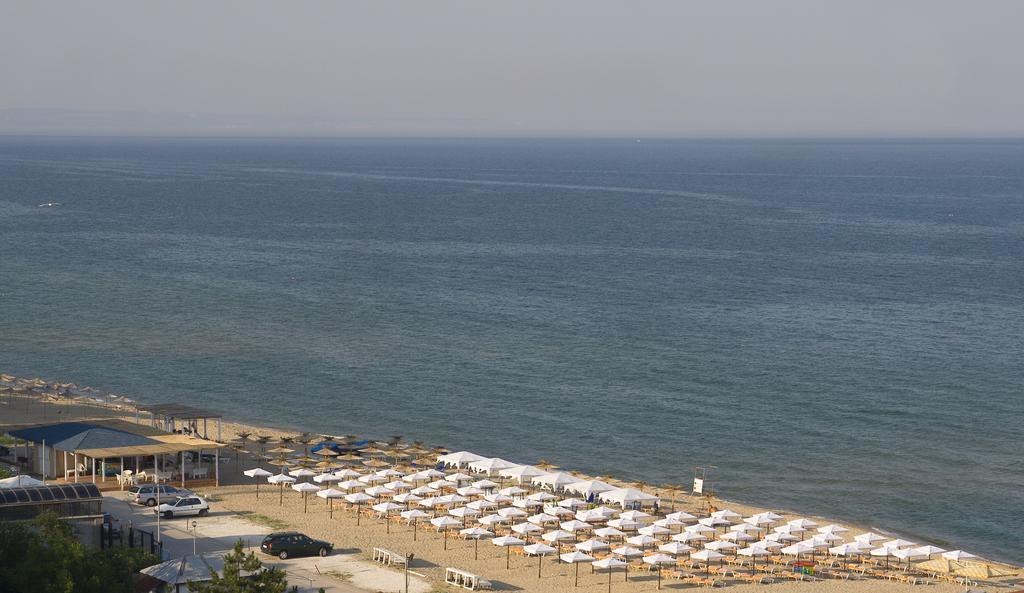 Bona Vita Hotell Golden Sands Exteriör bild