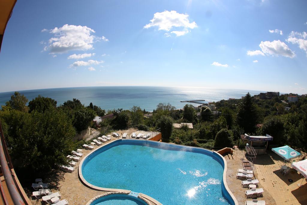 Bona Vita Hotell Golden Sands Exteriör bild