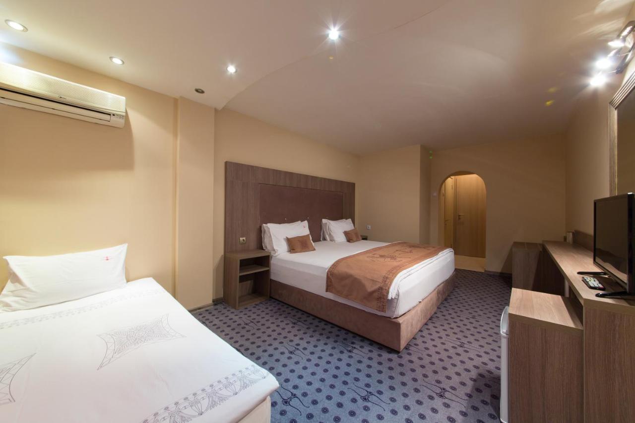 Bona Vita Hotell Golden Sands Exteriör bild