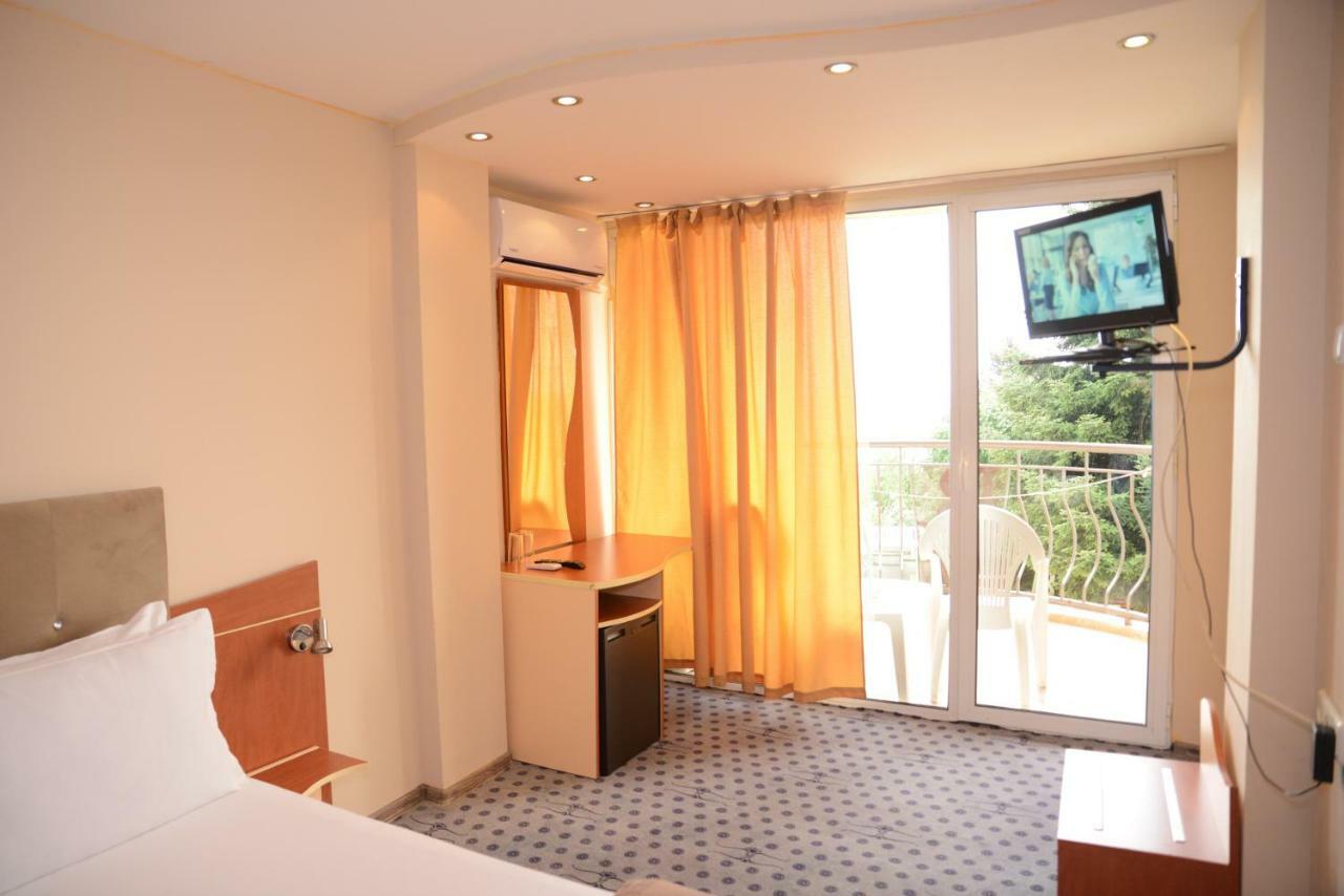 Bona Vita Hotell Golden Sands Exteriör bild