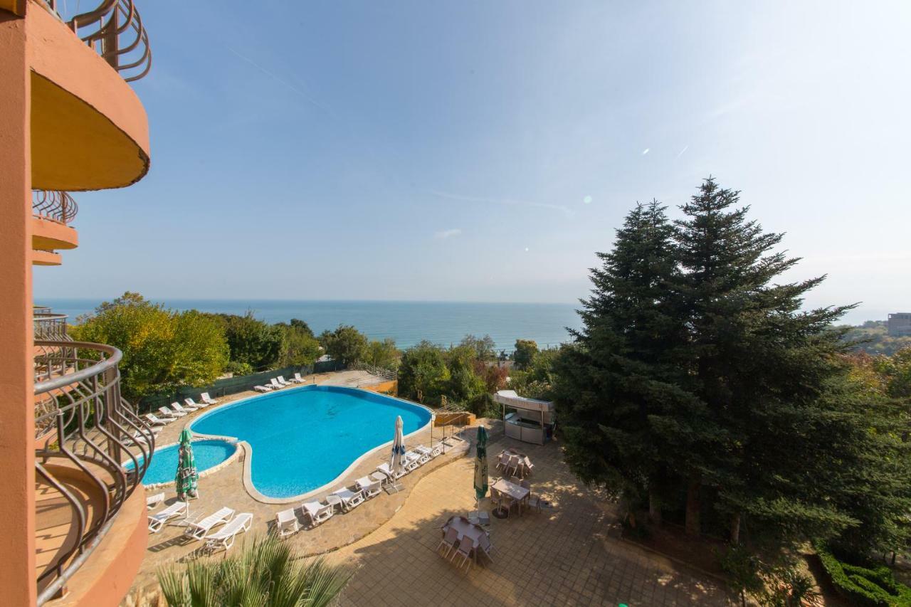 Bona Vita Hotell Golden Sands Exteriör bild